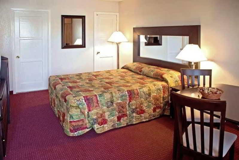Hotel Point Loma Сан Диего Екстериор снимка